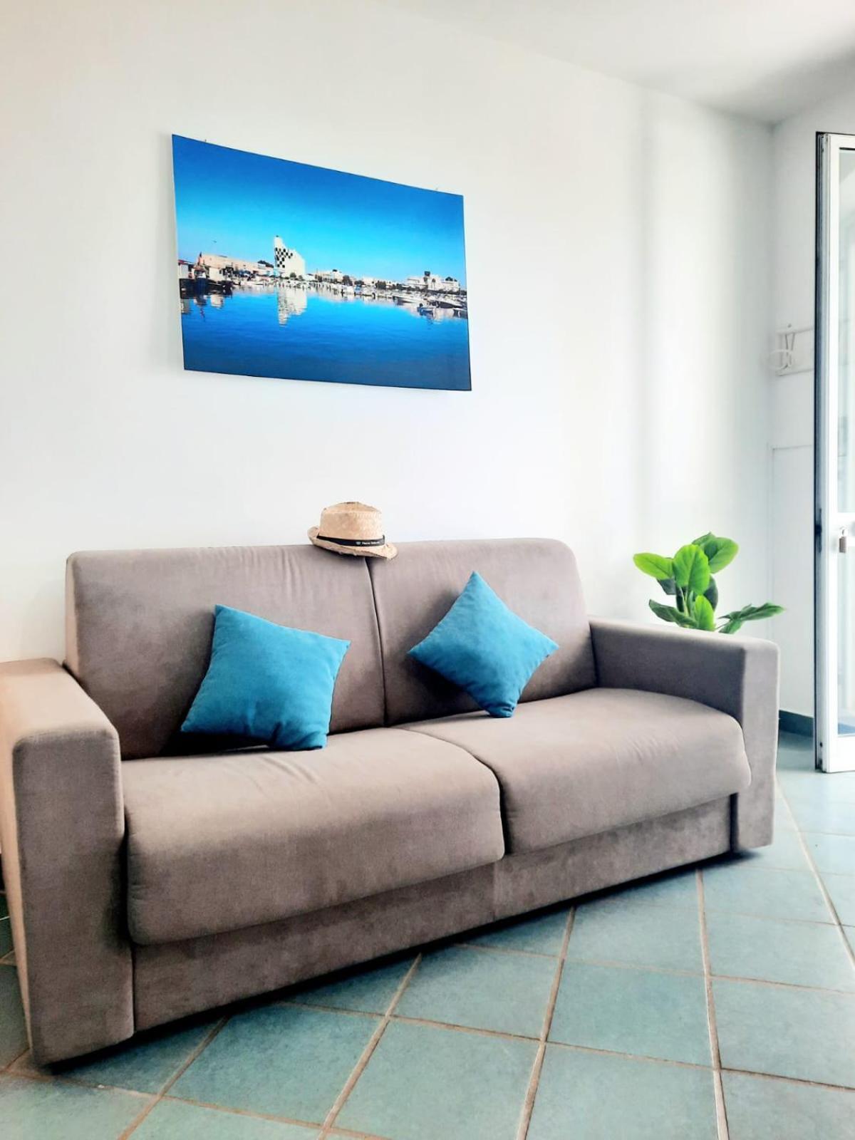 Ferienwohnung Fronte Mare Torre San Giovanni Exterior foto