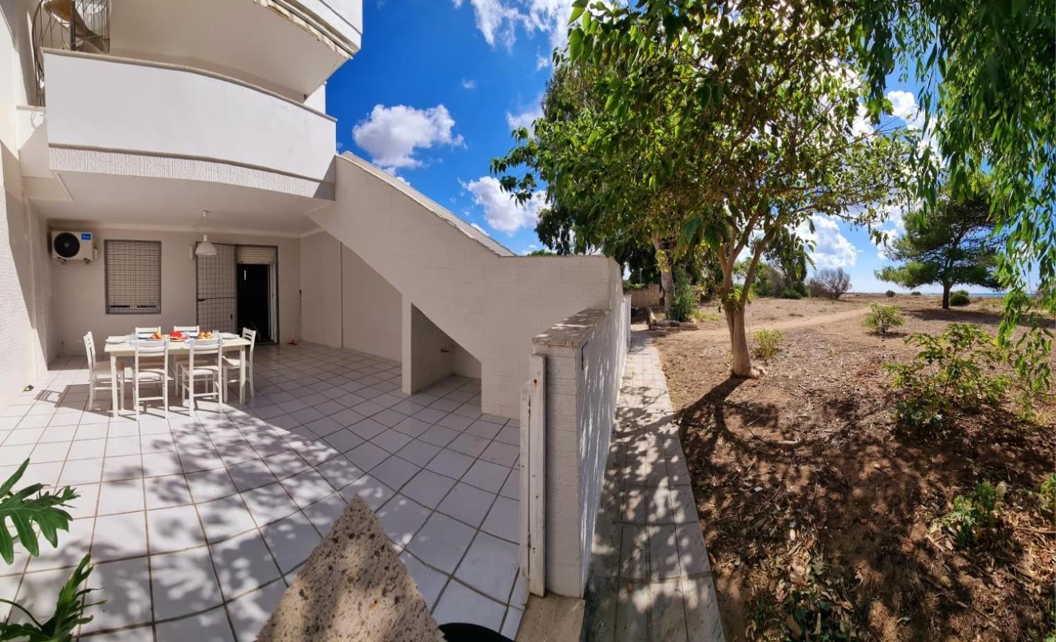 Ferienwohnung Fronte Mare Torre San Giovanni Exterior foto